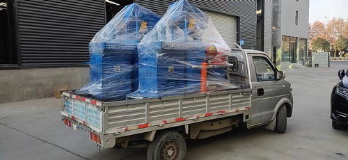 華礦集團(tuán)一批混凝土噴射機發(fā)往陜西